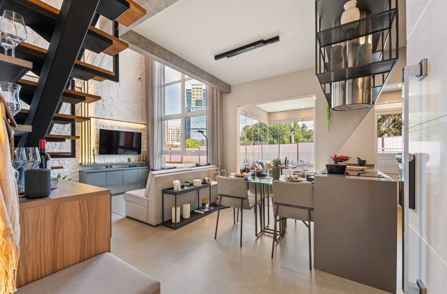apartamento pequeno com pé direito duplo