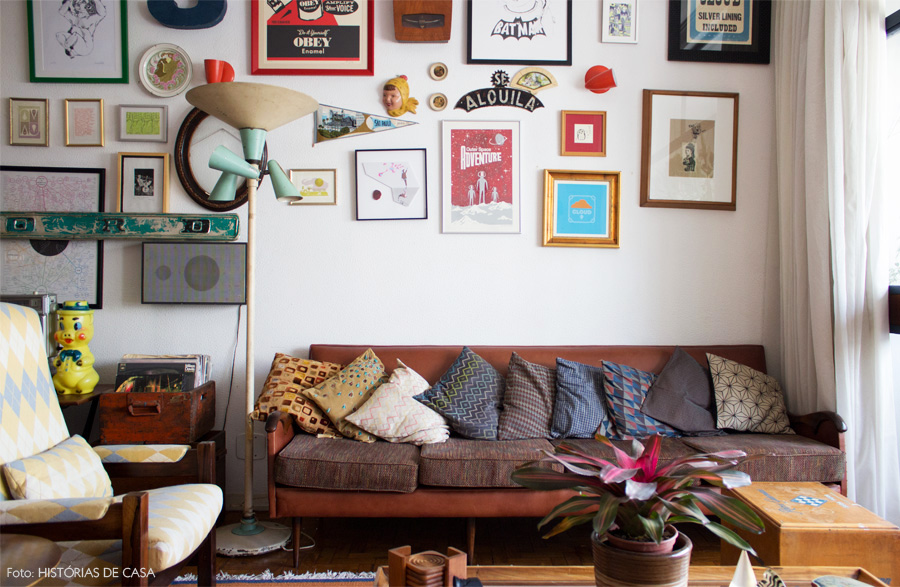 apartamento vintage com móveis garimpados