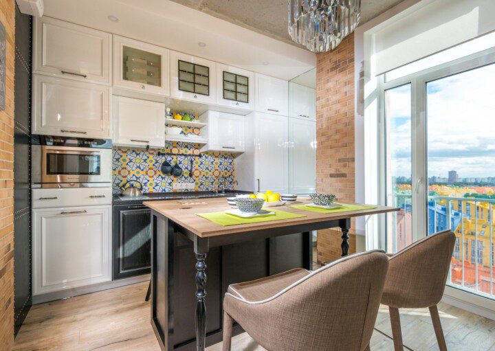 armário de cozinha com pistão a gás para apartamento