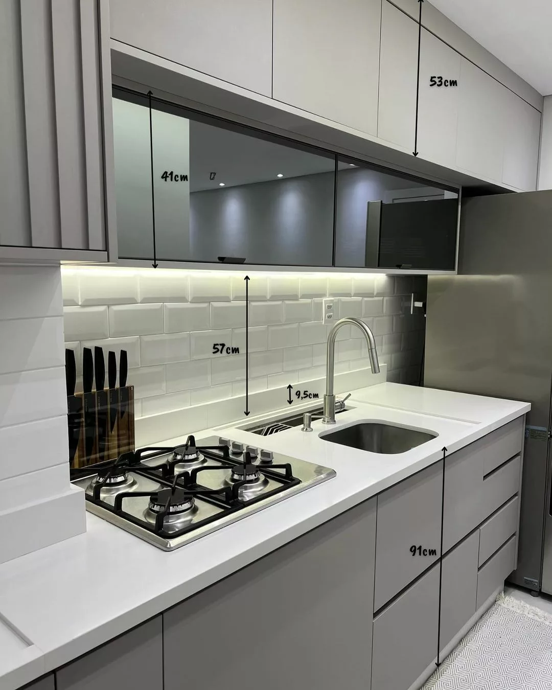 cozinha apartamento pequeno organização