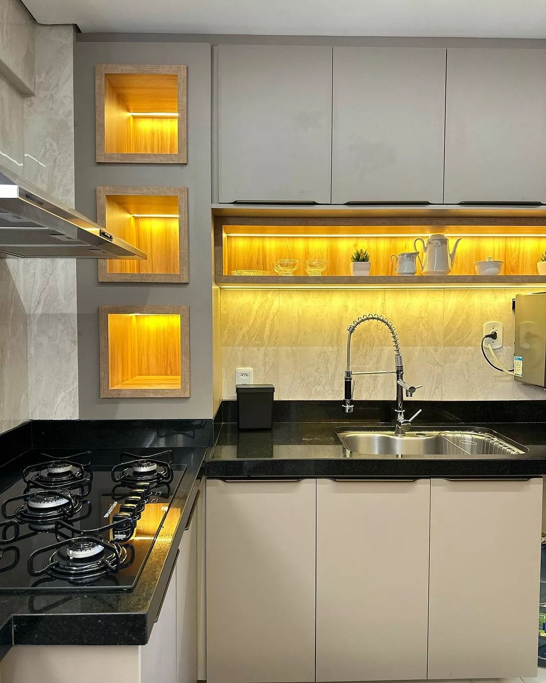 armários cozinha apartamento