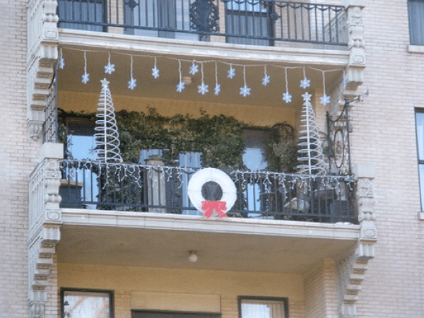 decoração de natal varanda pequena apartamento