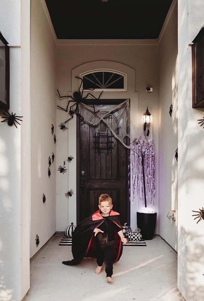 ideias decoração porta apartamento halloween
