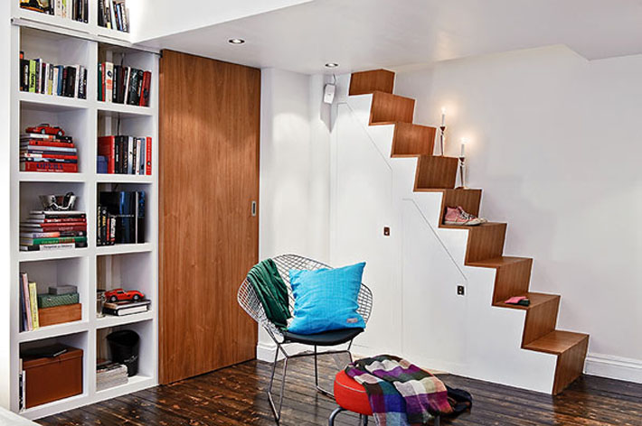 ideias de decoração embaixo da escada