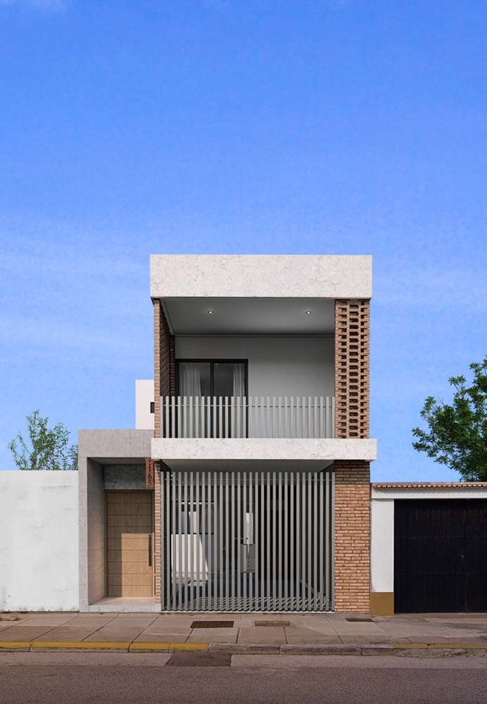 fachada de apartamento com alumínio amadeirado