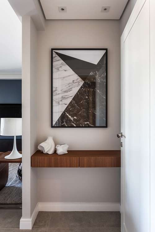 hall de entrada apartamento com painel ripado