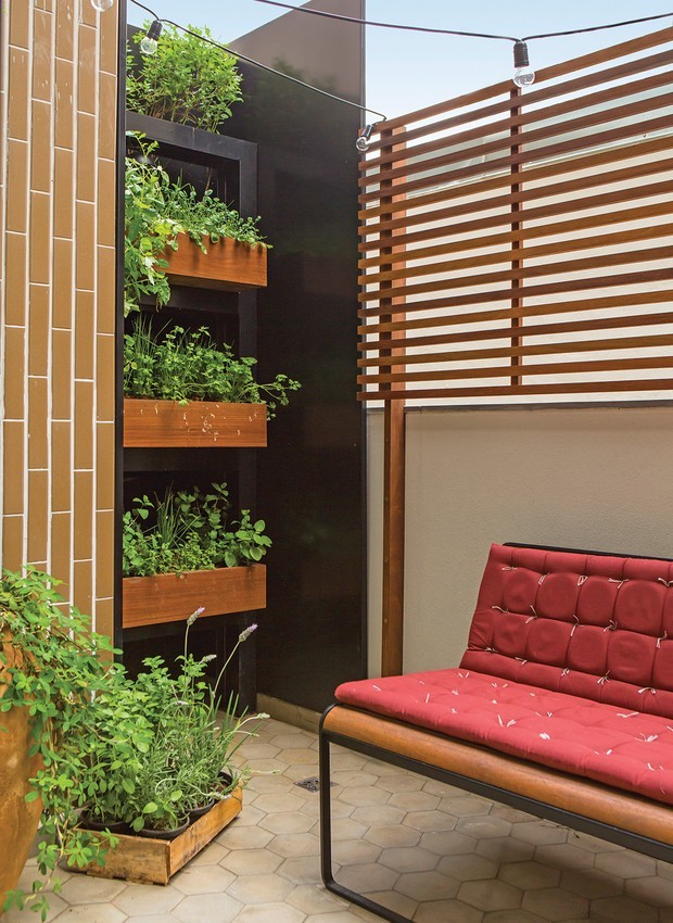 horta vertical apartamento DIY