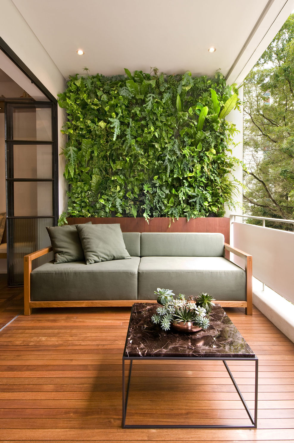 Jardim vertical varanda apartamento