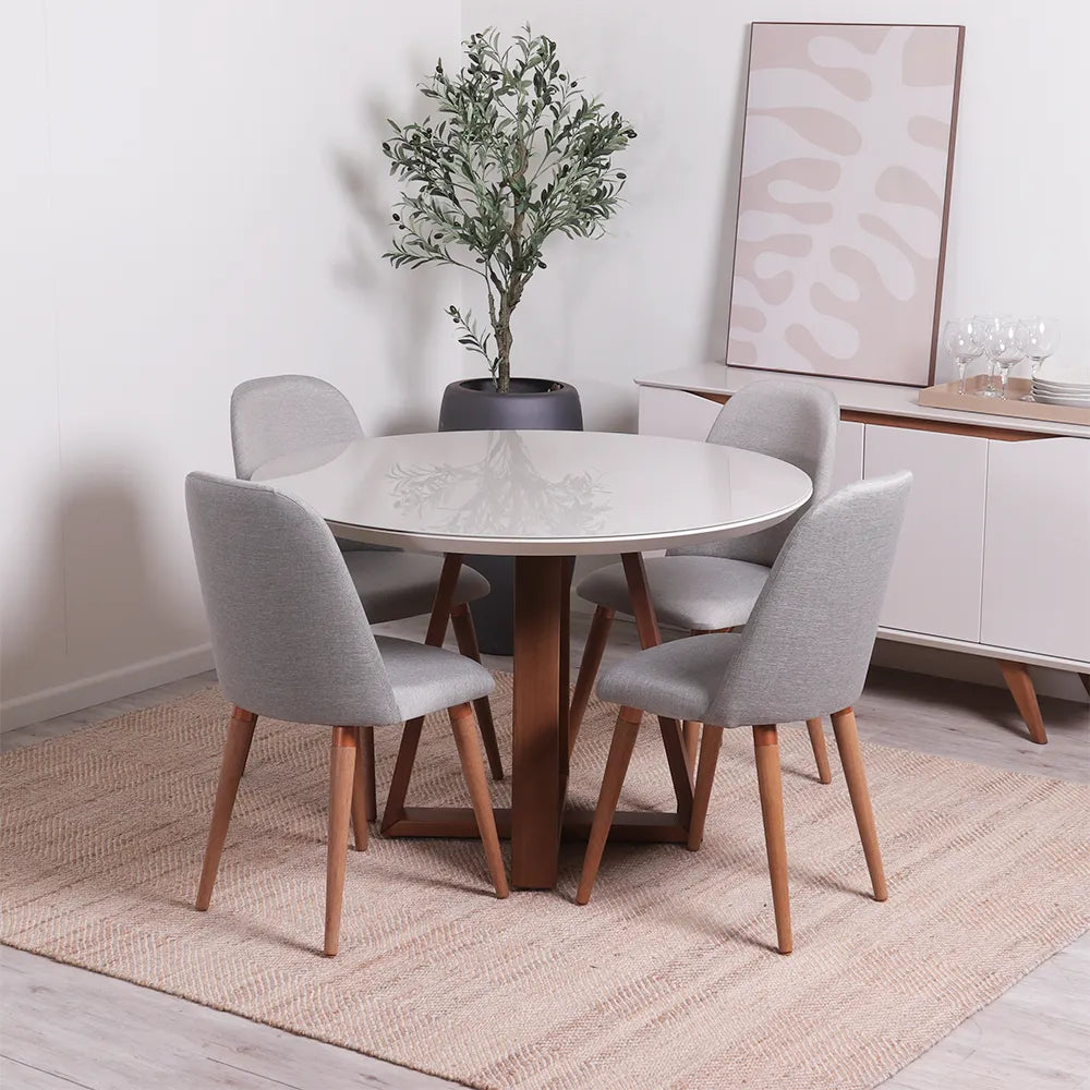 mesa 4 cadeiras apartamento pequeno