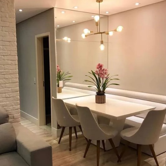 mesa de jantar funcional para espaços pequenos