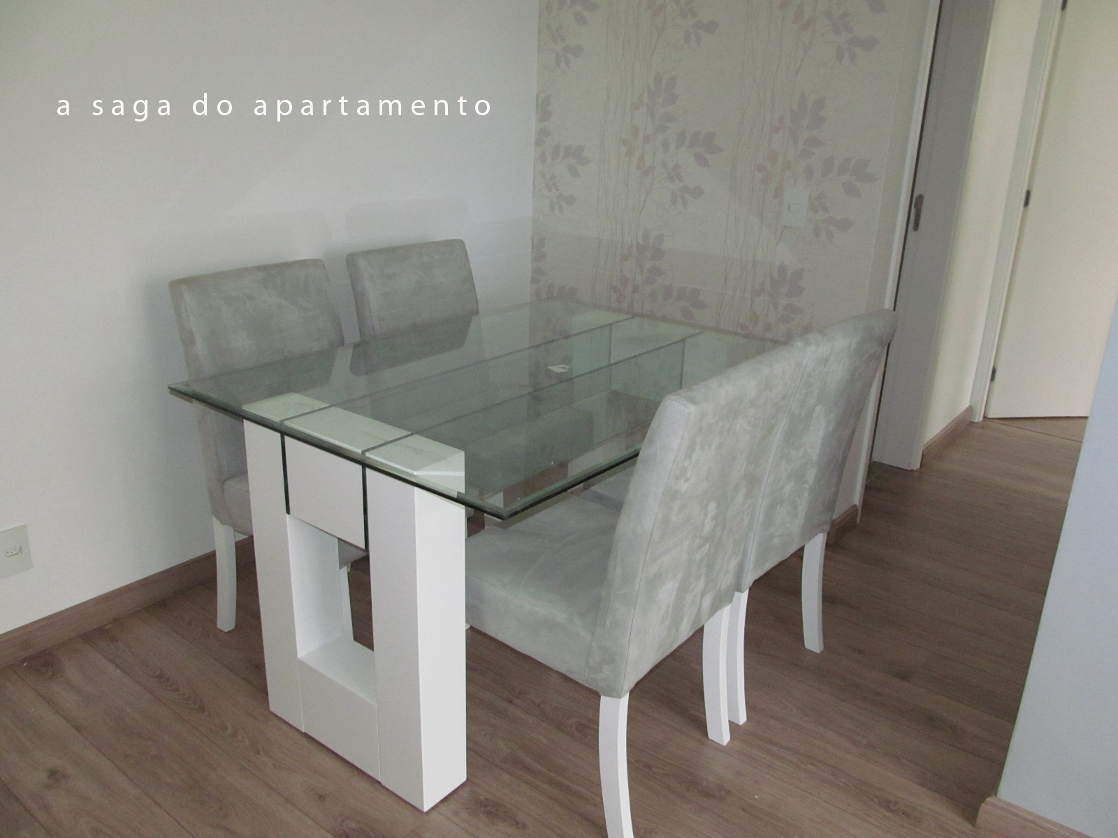 mesa de parede multifuncional