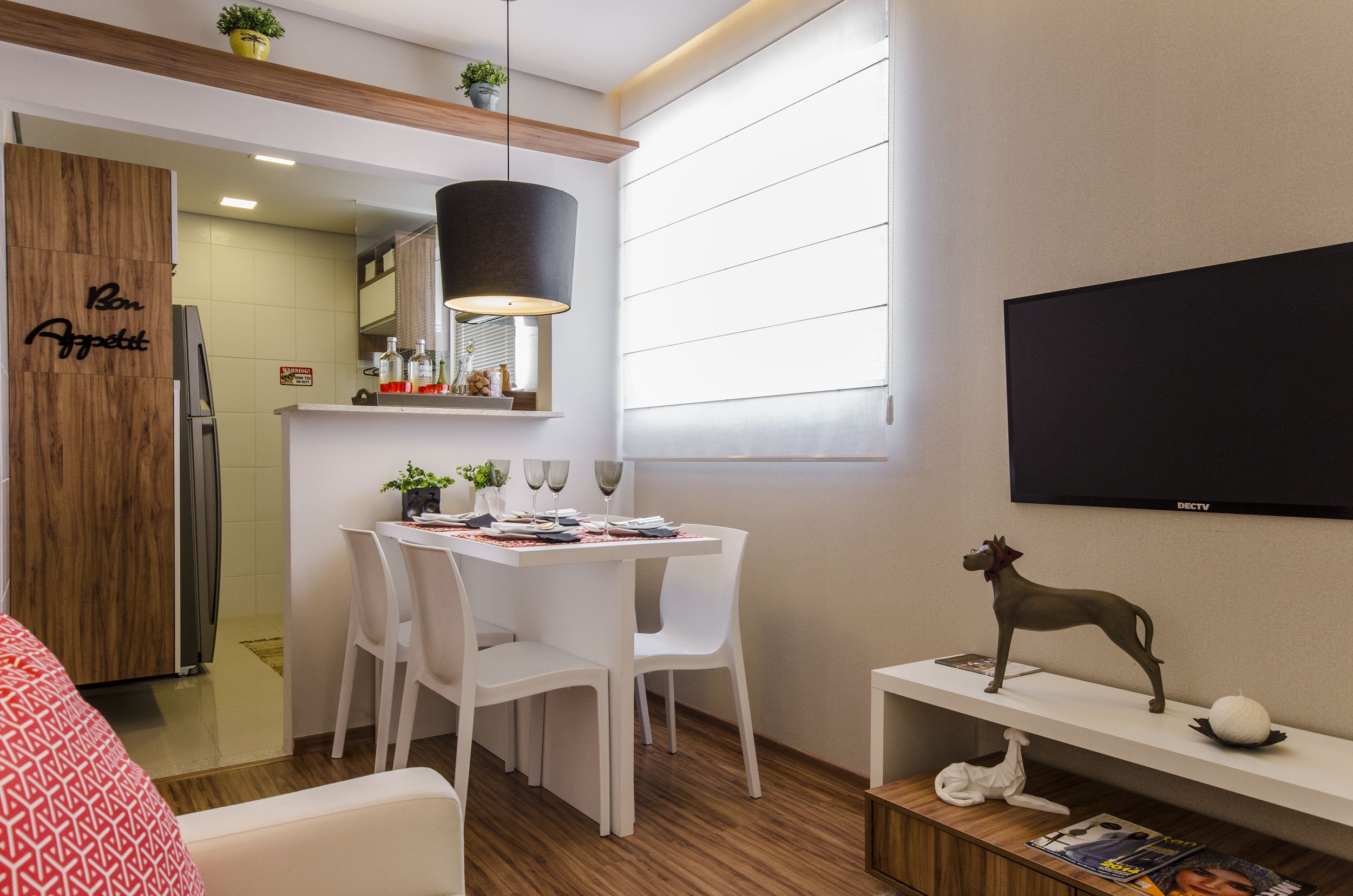 mesa para 2 pessoas apartamento
