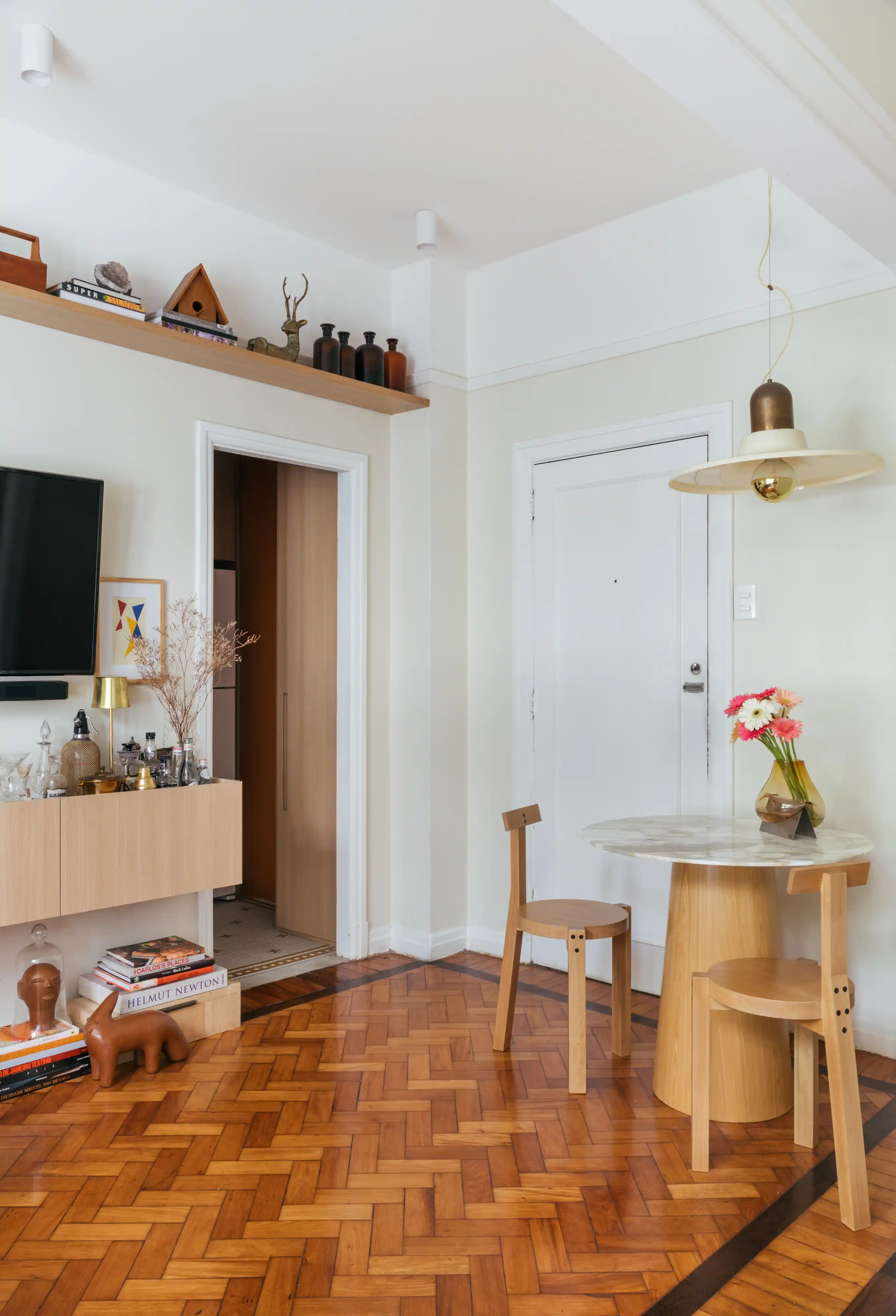 mesa compacta para sala