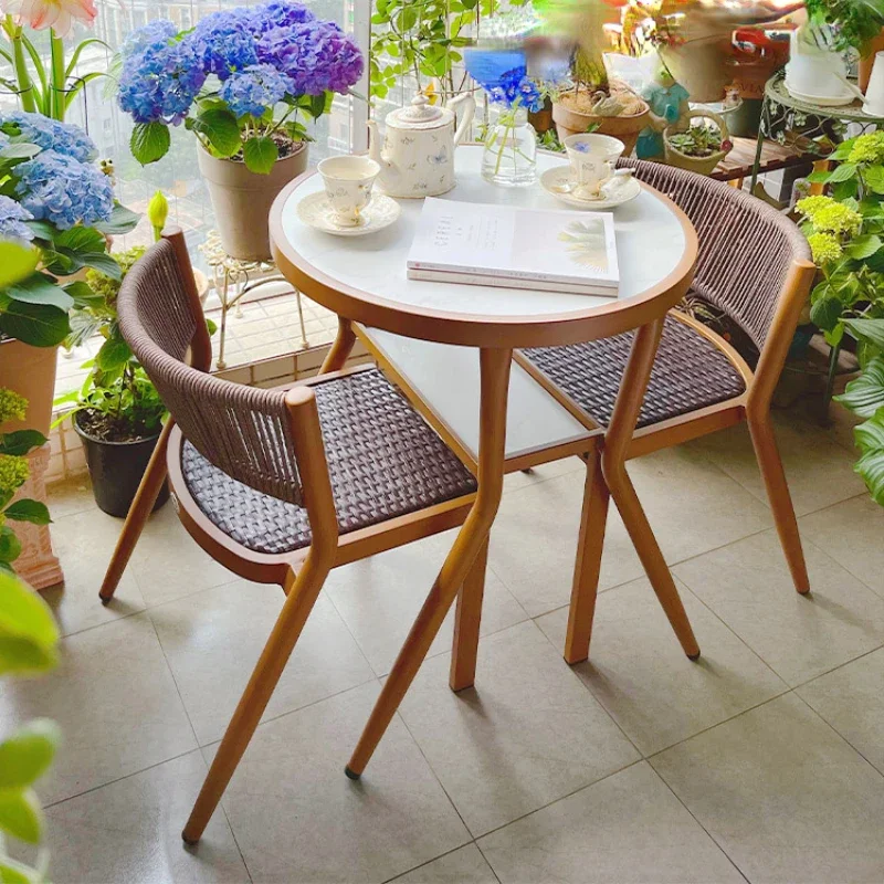 mesa de sacada apartamento