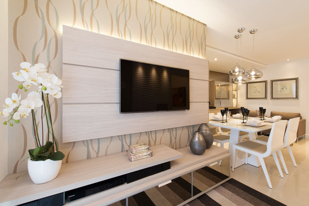 Rack com painel suspenso