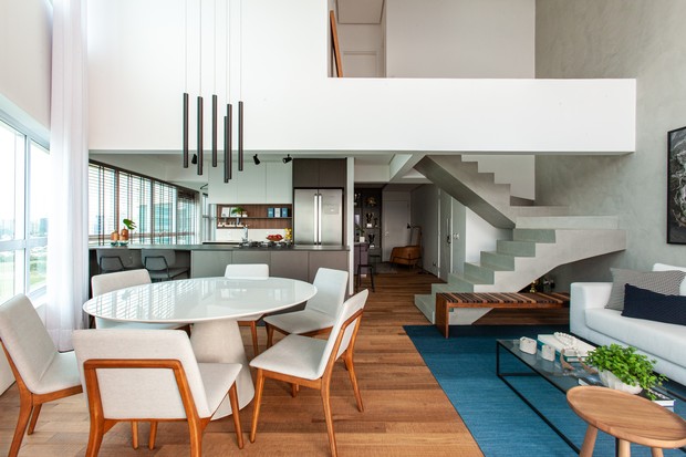 vantagens pé direito alto apartamento