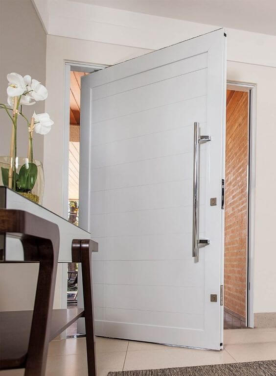 porta branca para apartamento