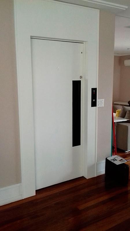 Regras para troca de porta de entrada de apartamento