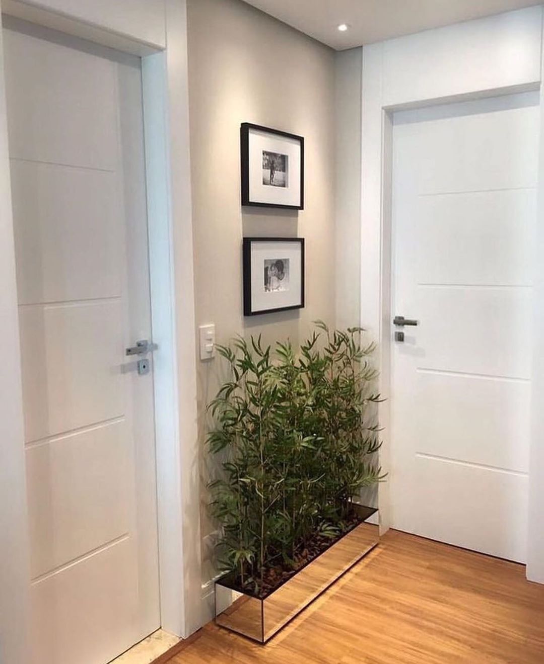 como decorar hall de entrada com quadros