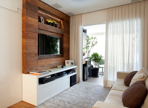 como organizar sala de tv pequena