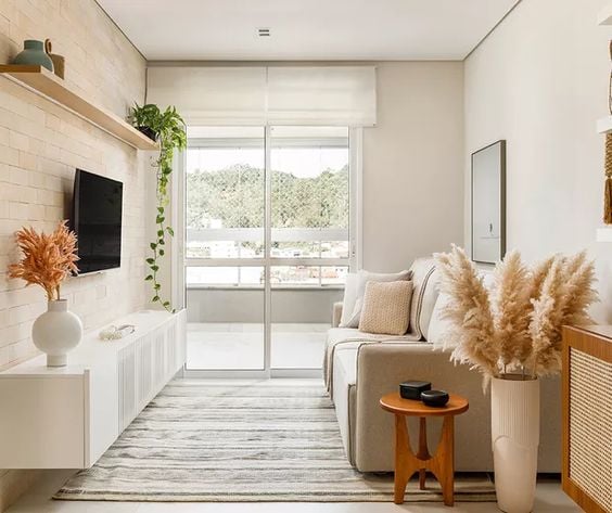 sala planejada apartamento com painel ripado