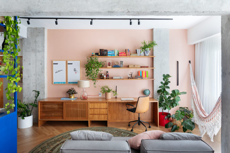 apartamento pequeno colorido
