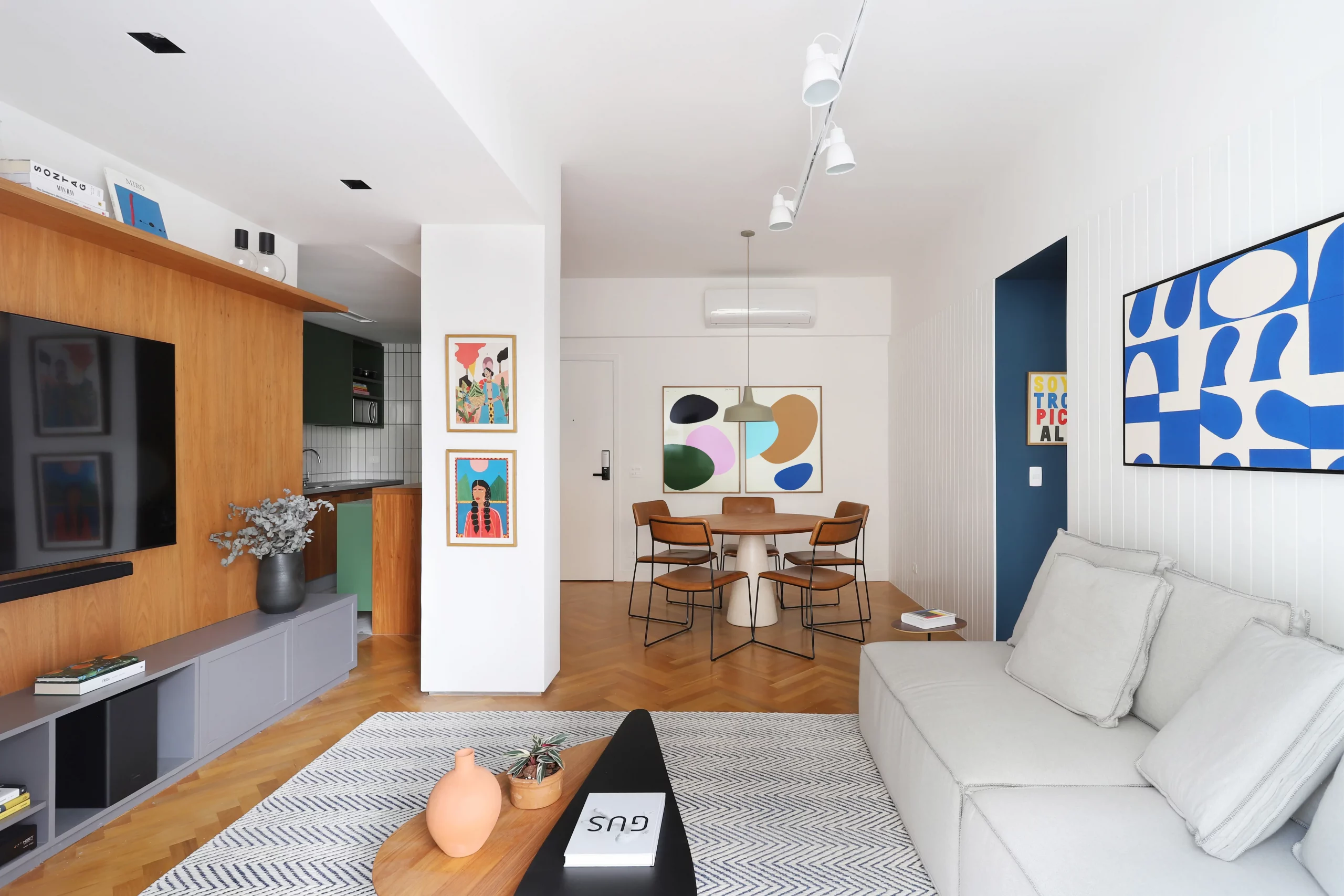 piso de madeira para sala de apartamento
