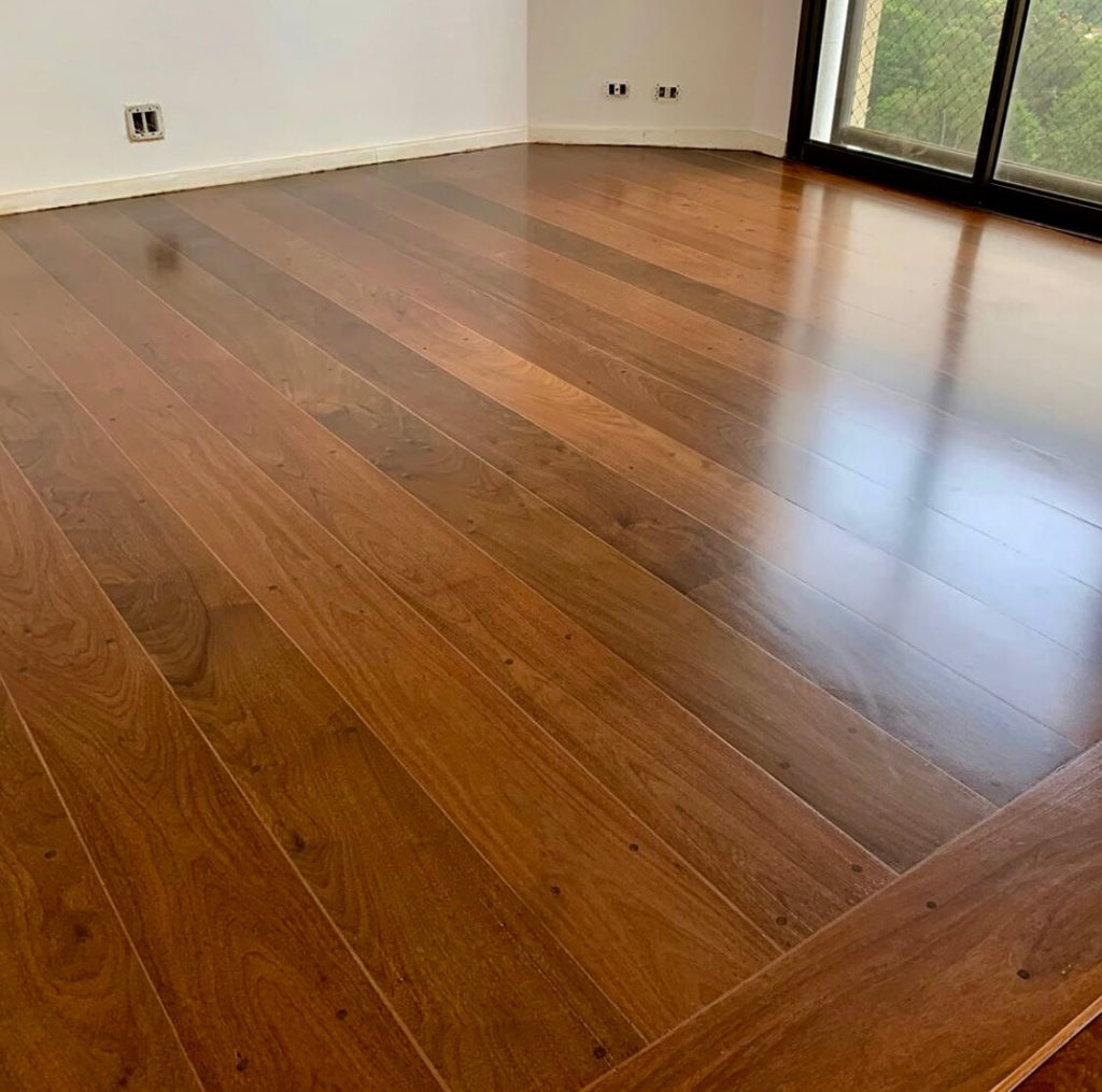 vantagens piso madeira apartamento