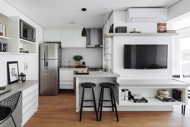 apartamento pequeno com cores claras