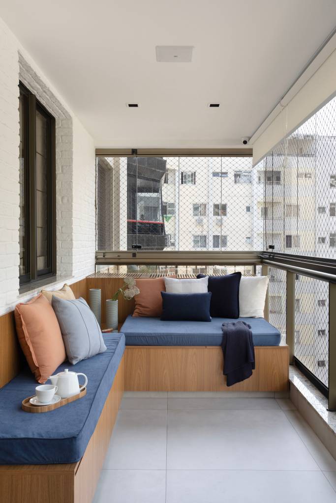 banco baú varanda apartamento