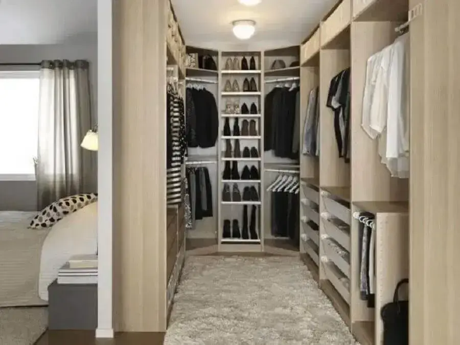 closet aberto apartamento