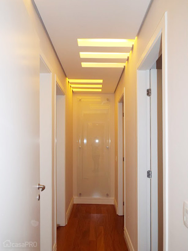 fitas de LED para corredor de apartamento