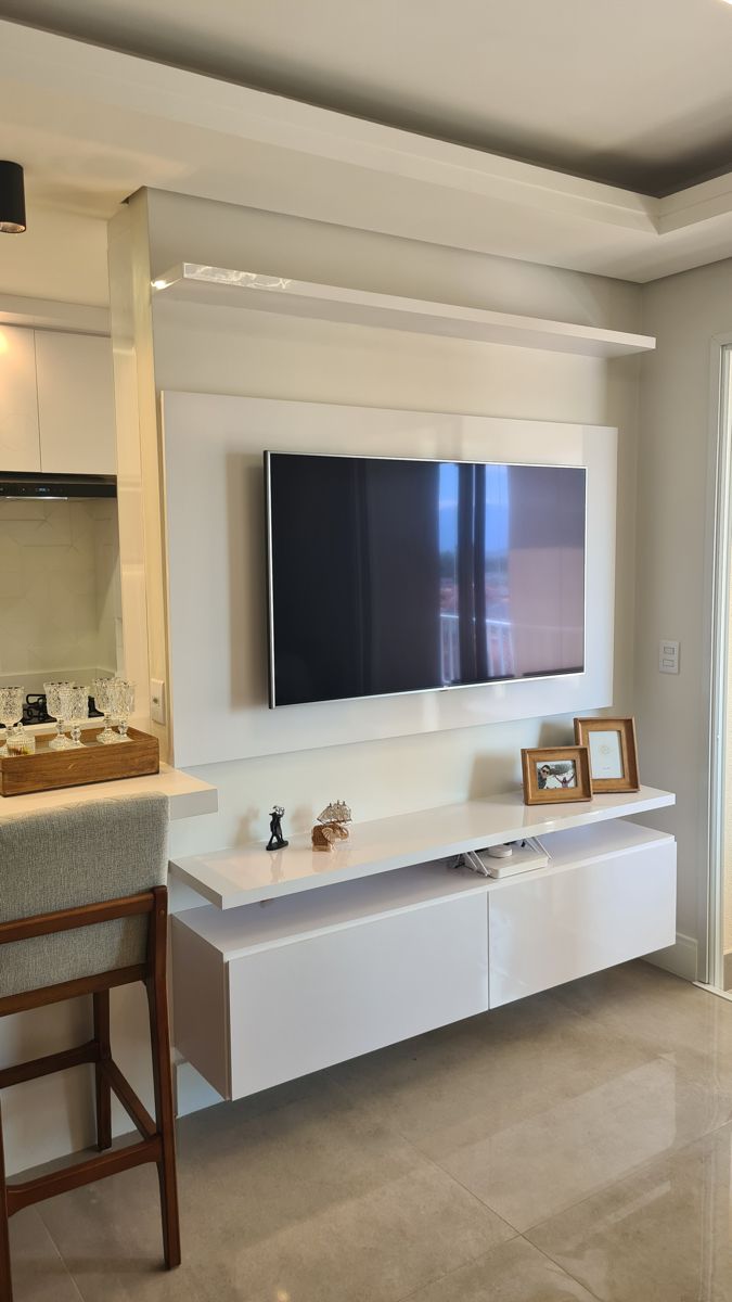 painel de tv para sala pequena