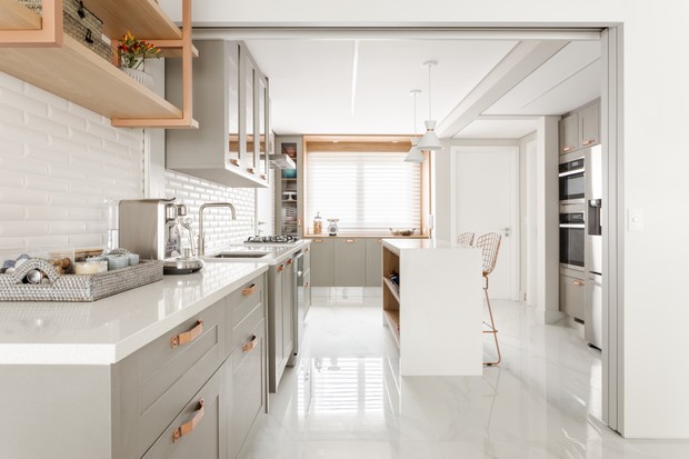 melhor piso para cozinha de apartamento pequeno