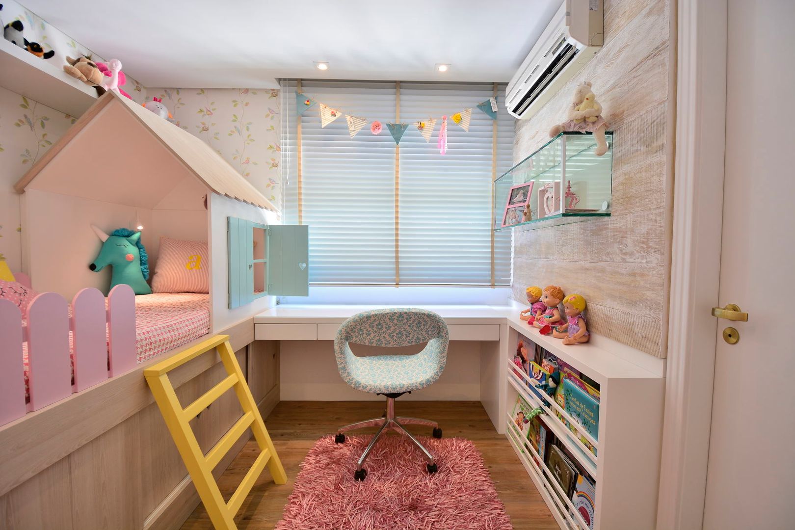 quarto de menina compacto